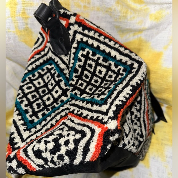 Cleobella Weekender Bag- Excellent Quality, Genuine Leather, Tribal Print - Picture 12 of 16